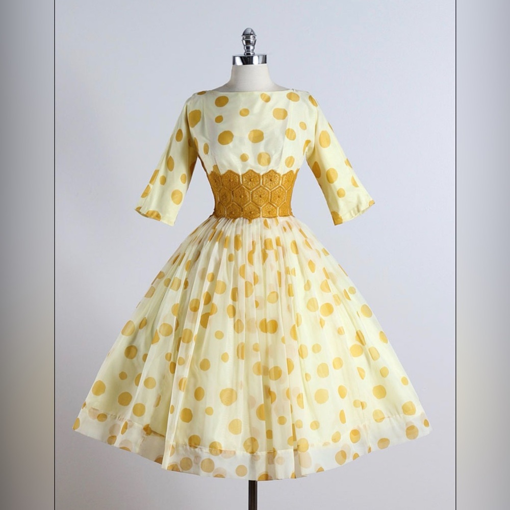 Vintage 1950s honeycomb cocktail Dress - Picture 5 of 5